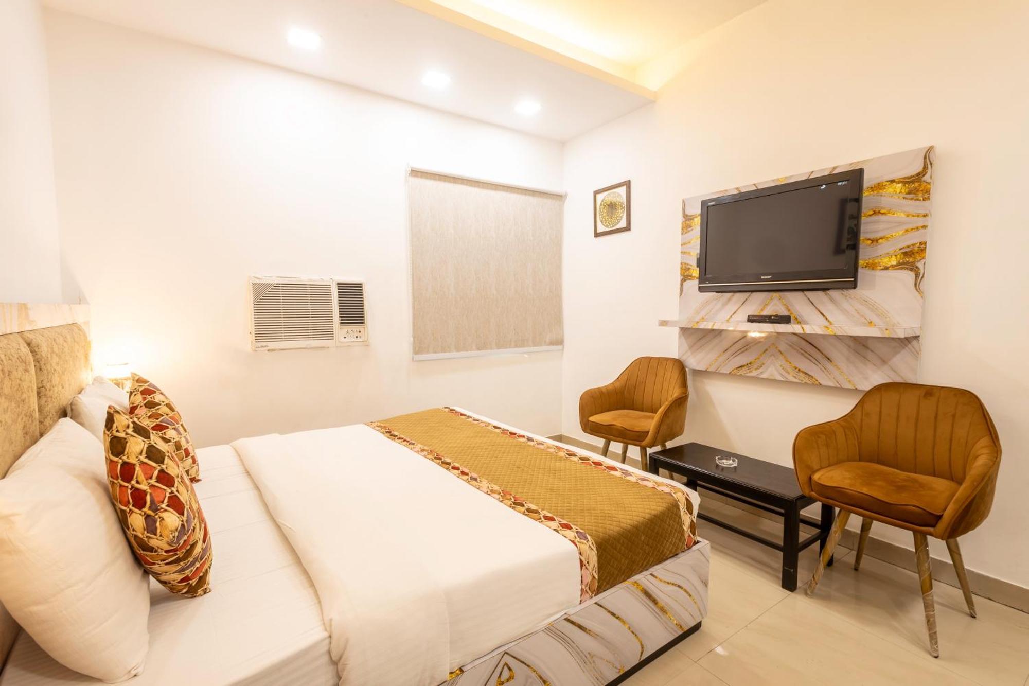 Hotel Cosmo Near Blk Hospital Karol Bagh Delhi Kültér fotó