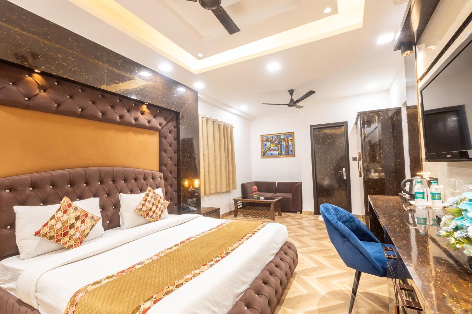 Hotel Cosmo Near Blk Hospital Karol Bagh Delhi Kültér fotó