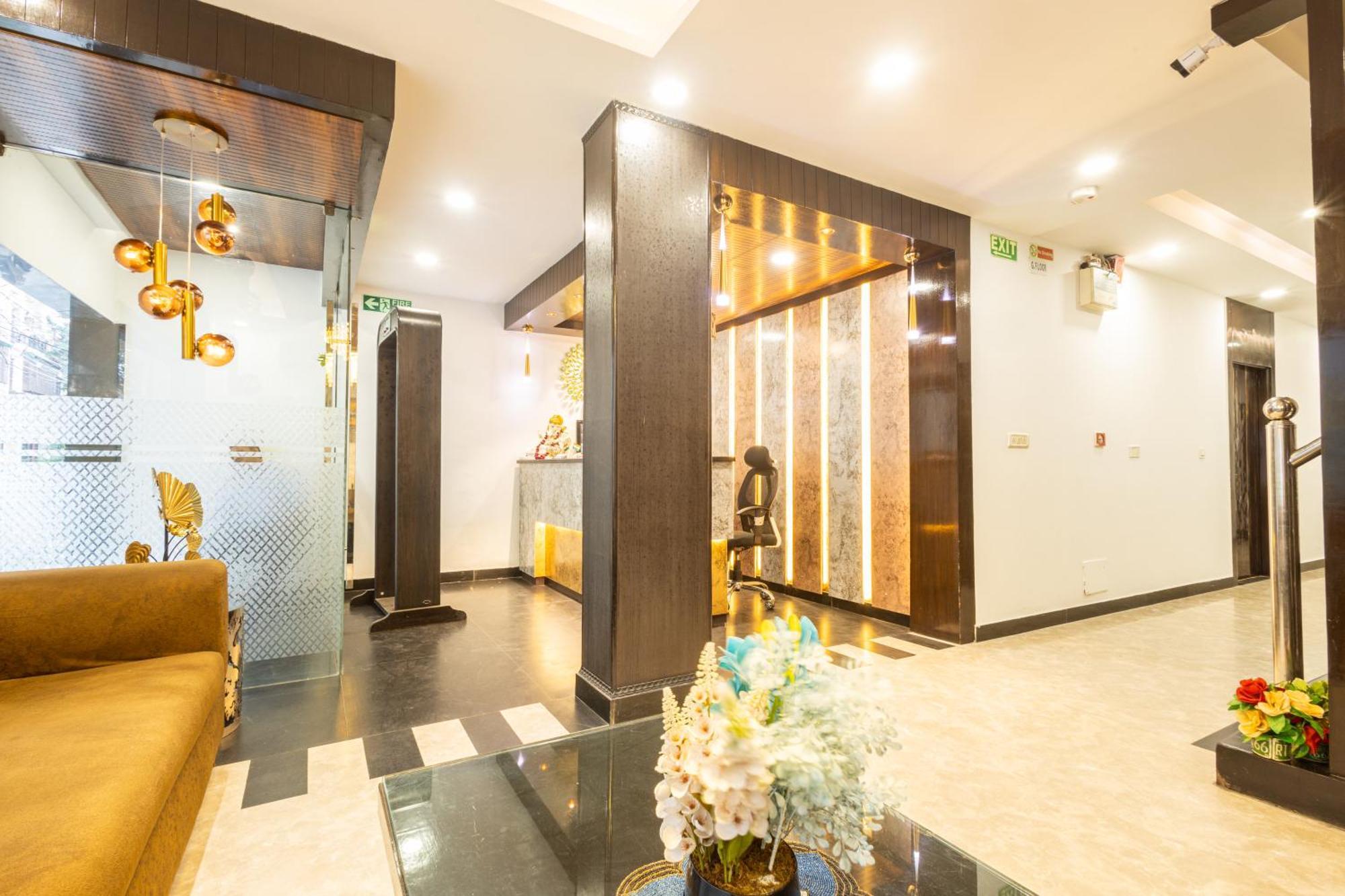 Hotel Cosmo Near Blk Hospital Karol Bagh Delhi Kültér fotó
