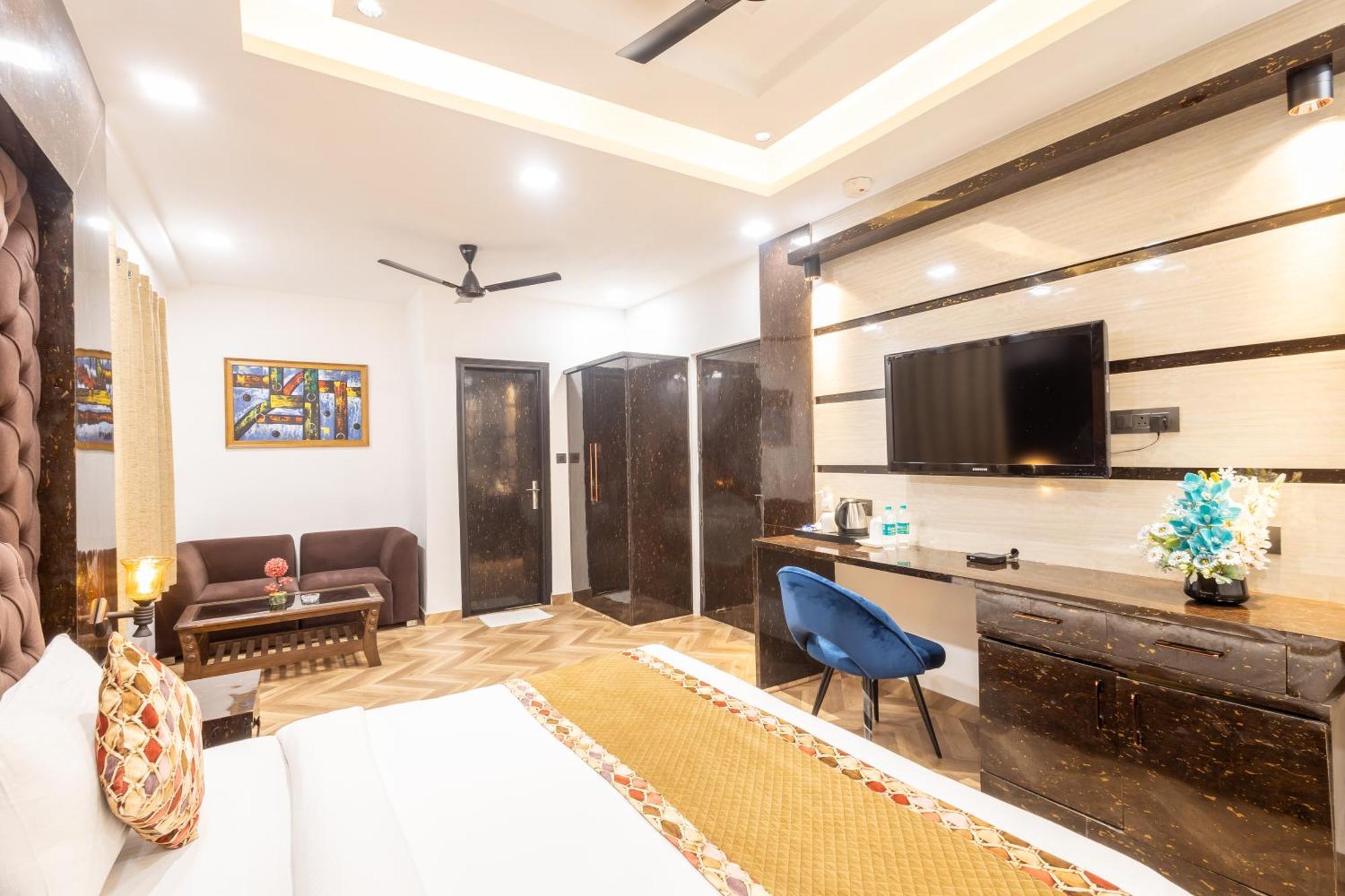 Hotel Cosmo Near Blk Hospital Karol Bagh Delhi Kültér fotó