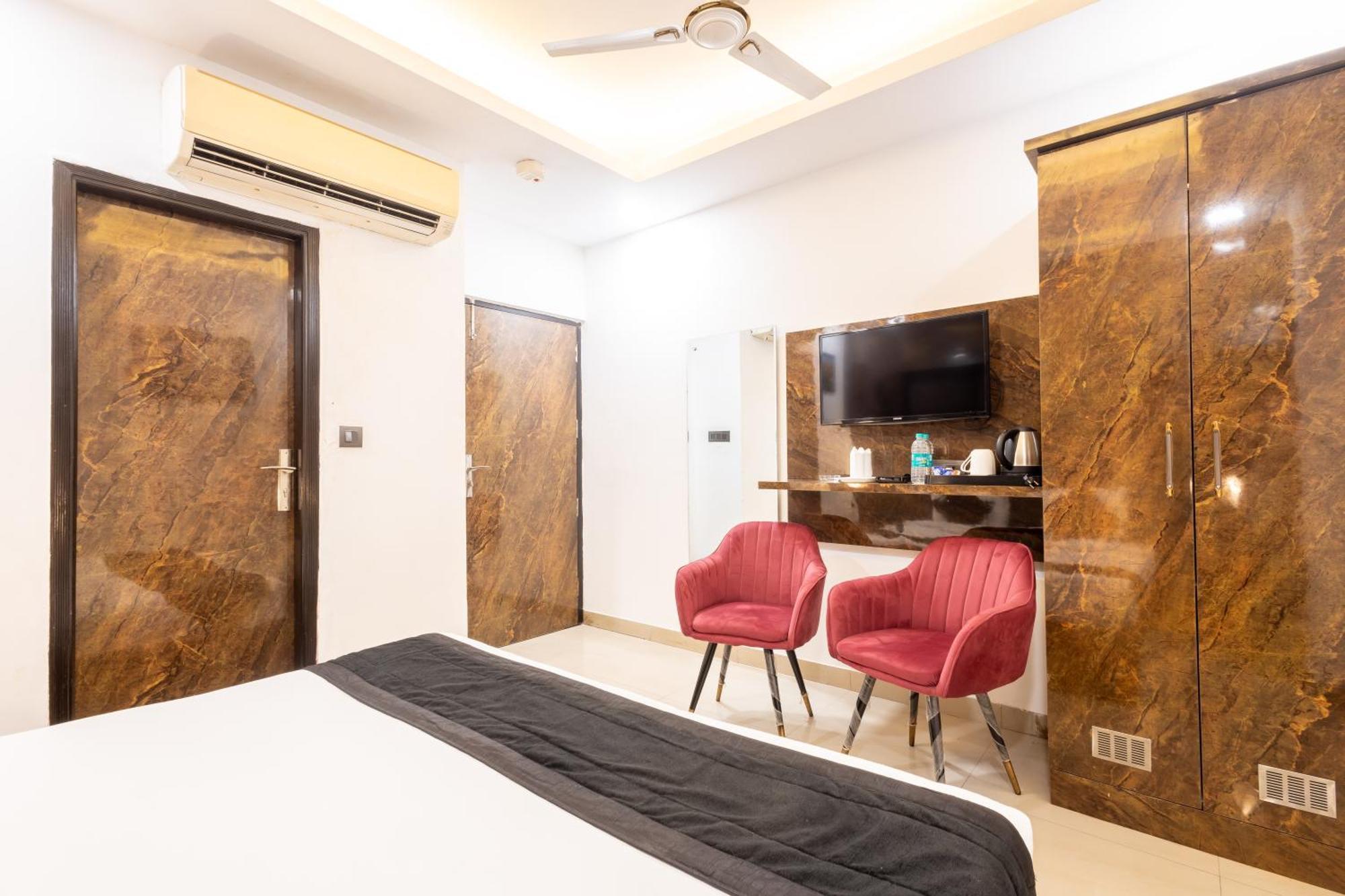 Hotel Cosmo Near Blk Hospital Karol Bagh Delhi Kültér fotó